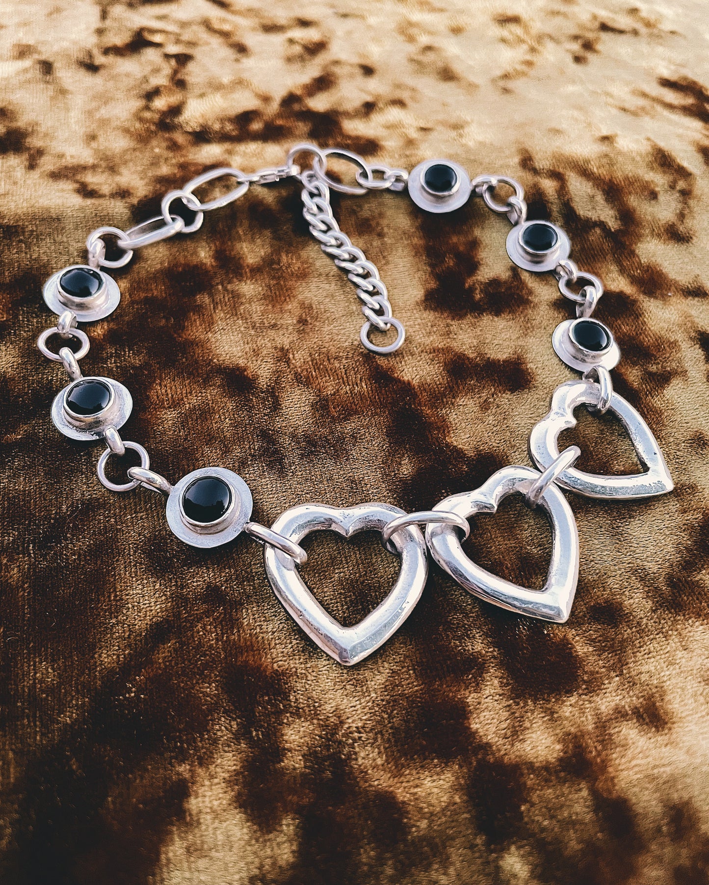 369 Heartthrob Choker
