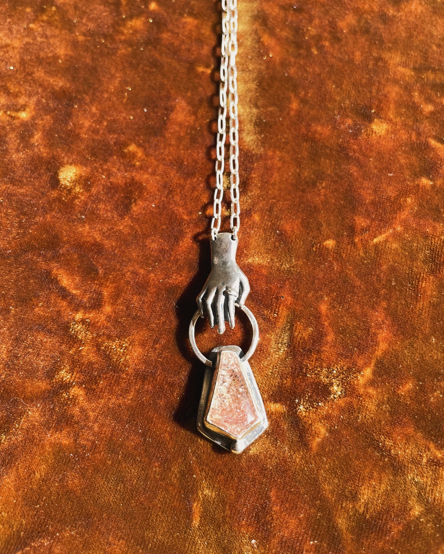 Offering hand Necklace