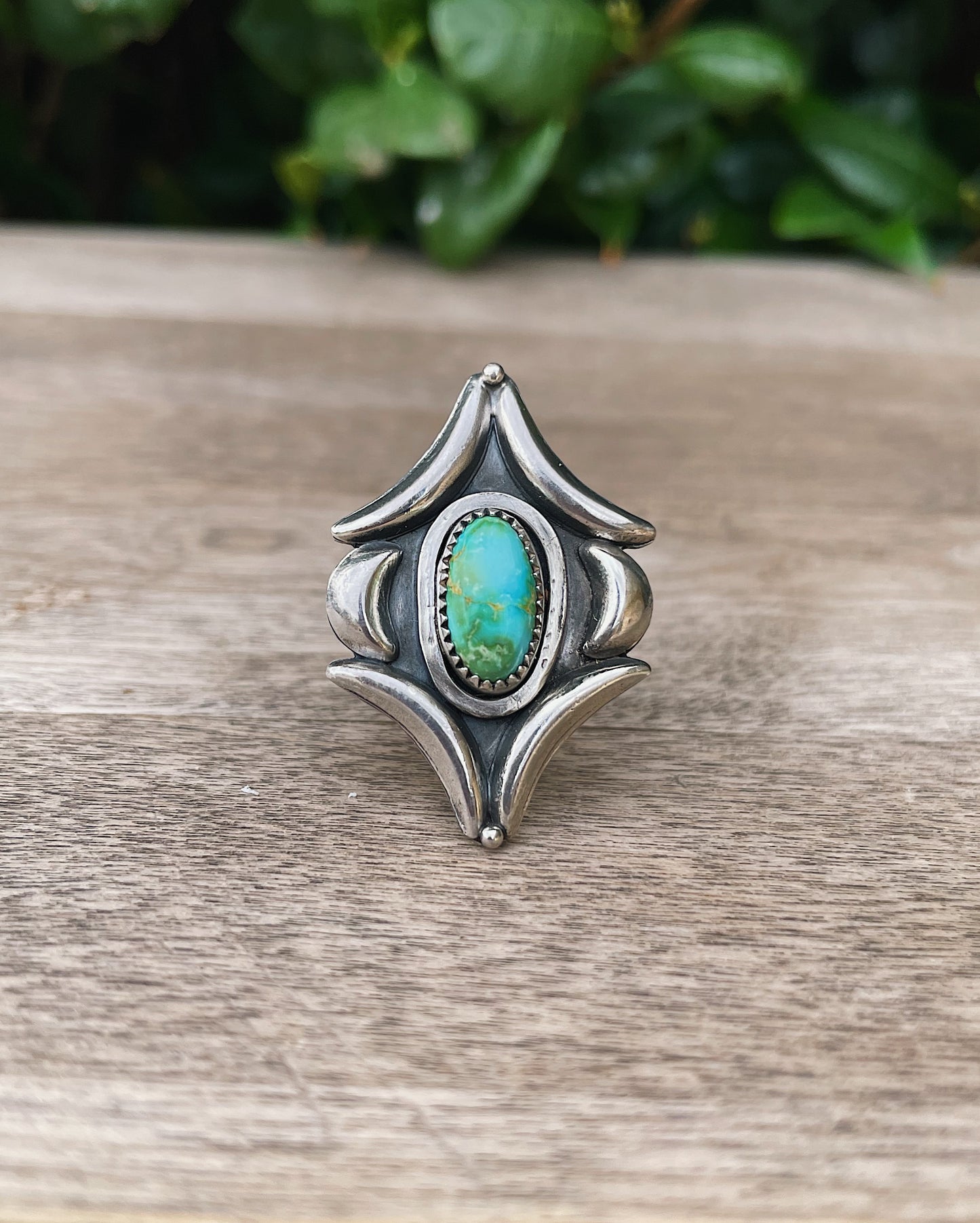 Repousse ring 8.5