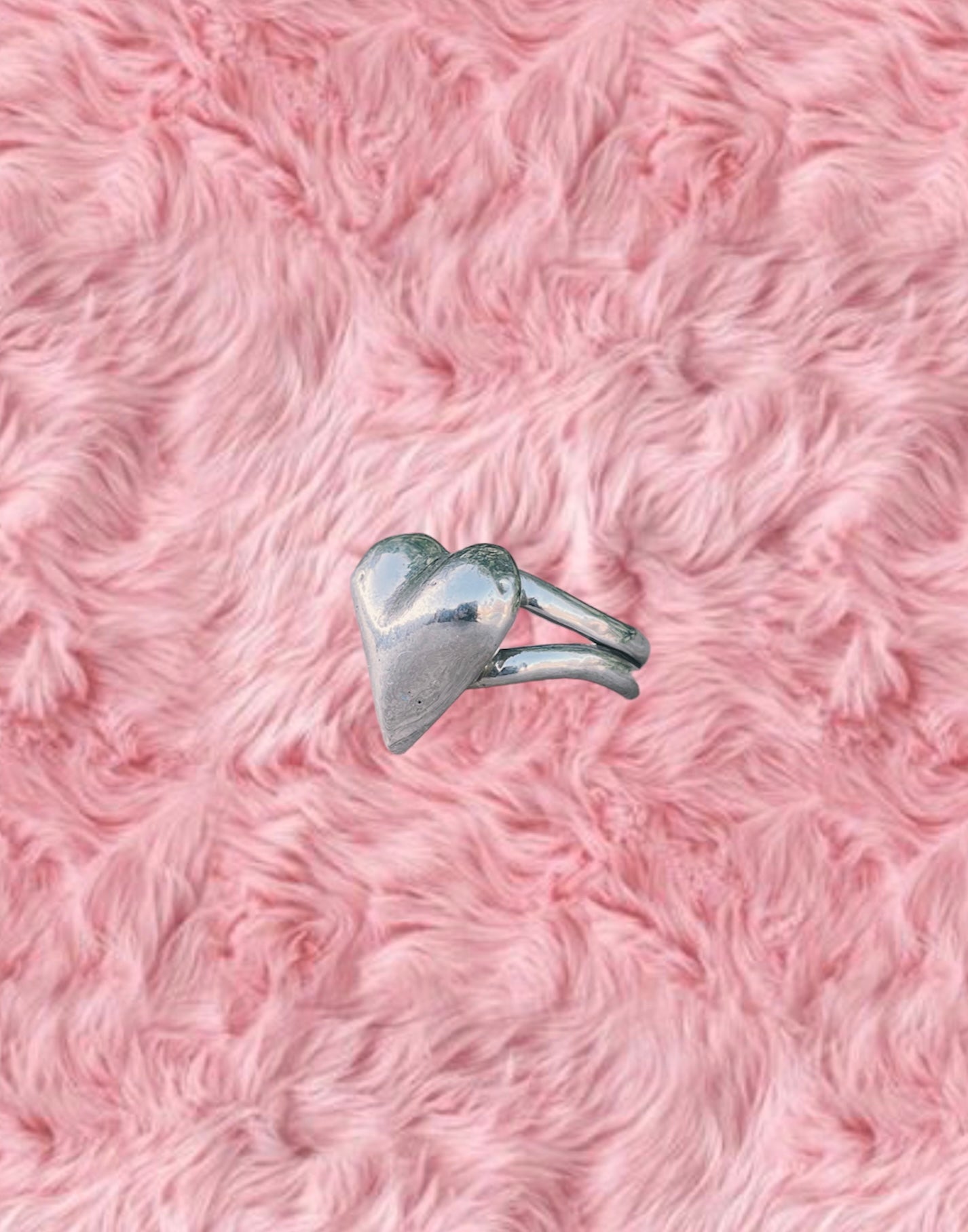 Heartthrob Ring