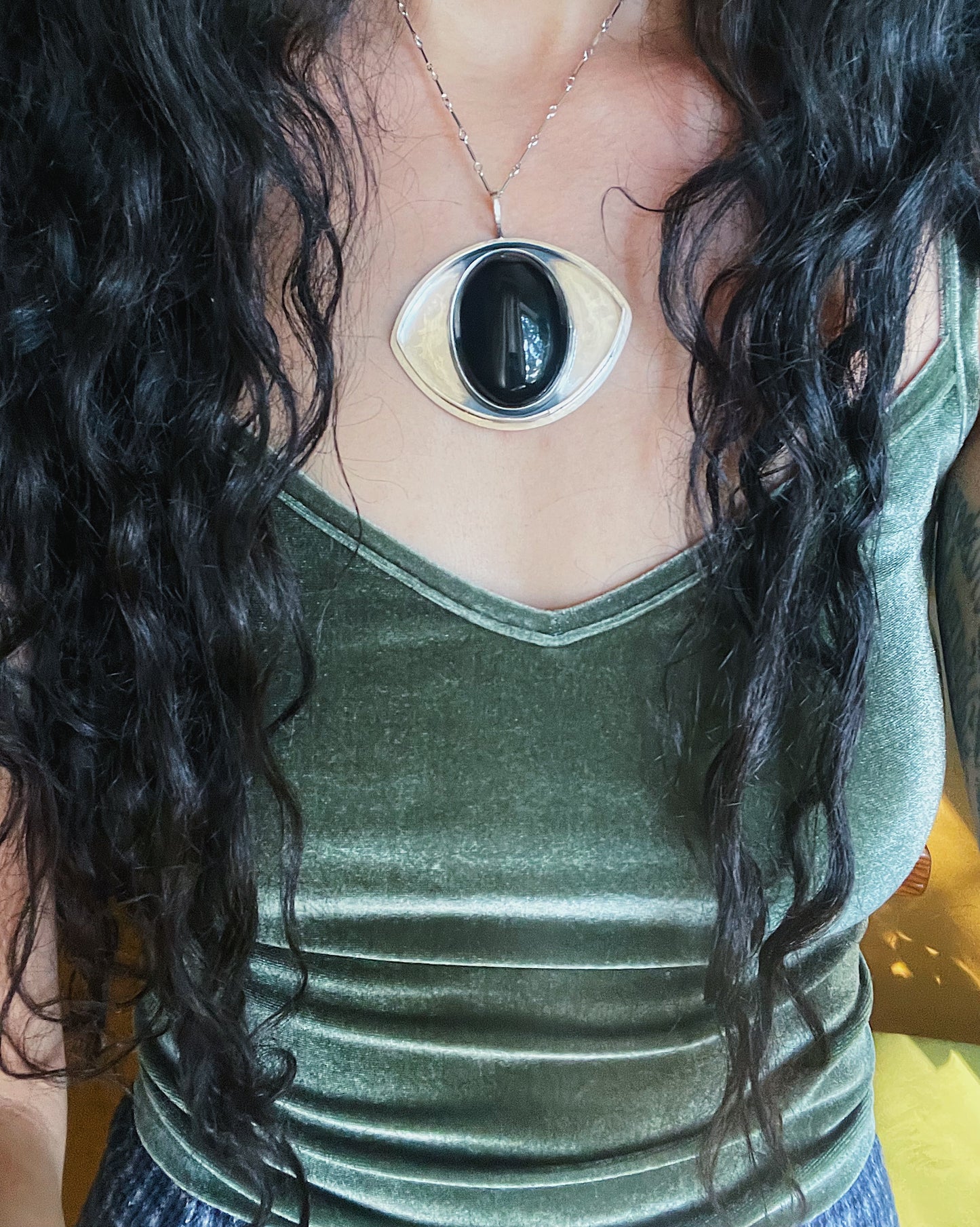 Onyx Hidden Rose