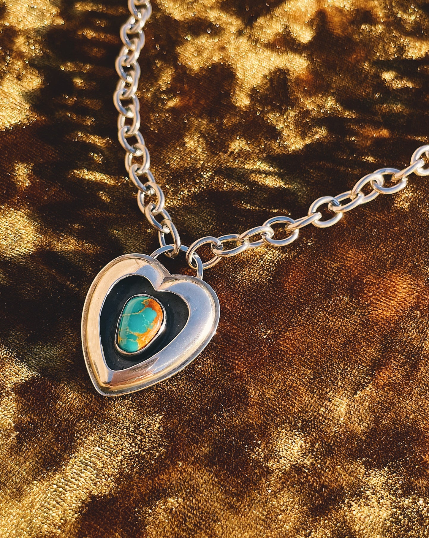 Sterling Silver Heartthrob shadowbox choker