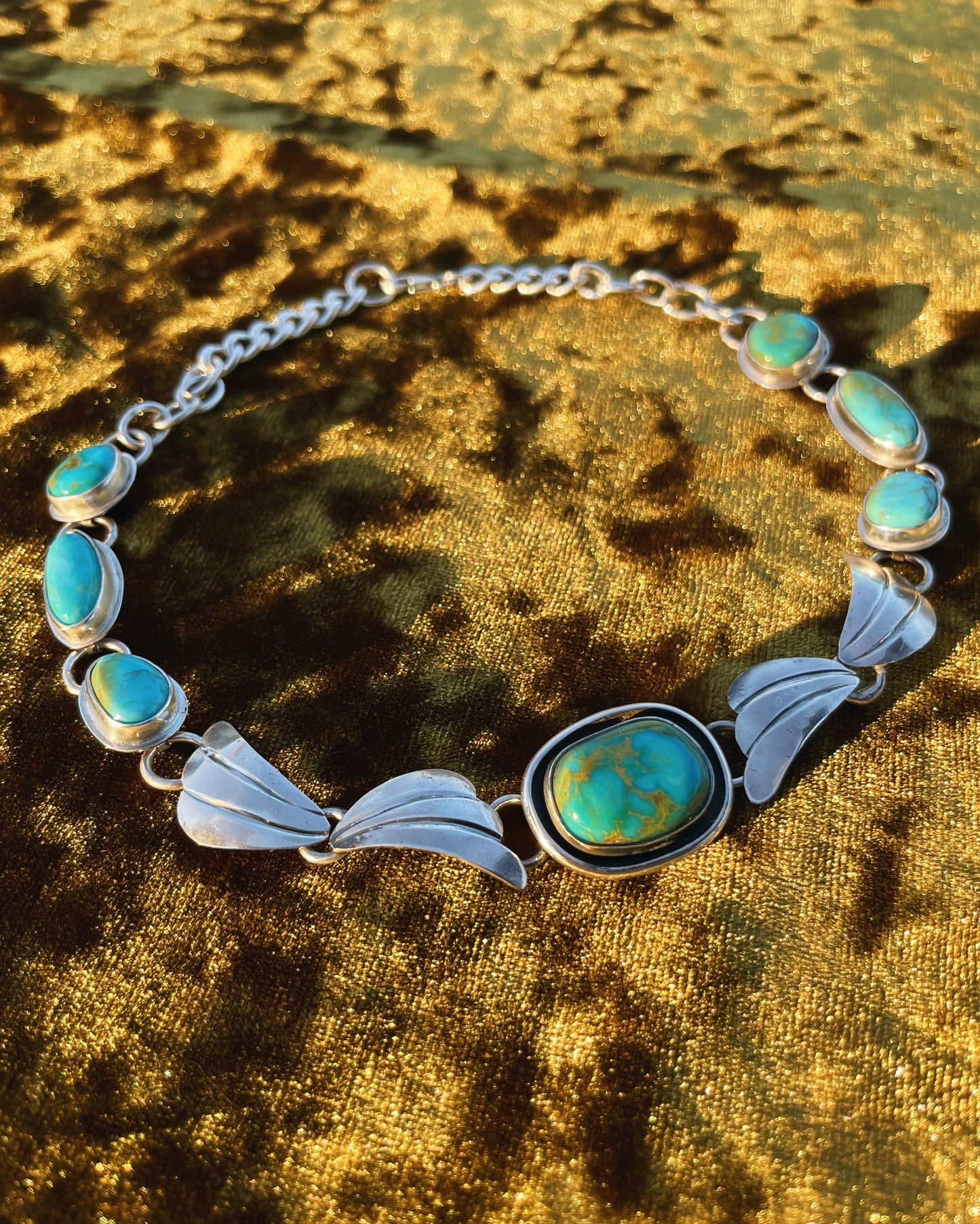 Campitos Turquoise siren choker