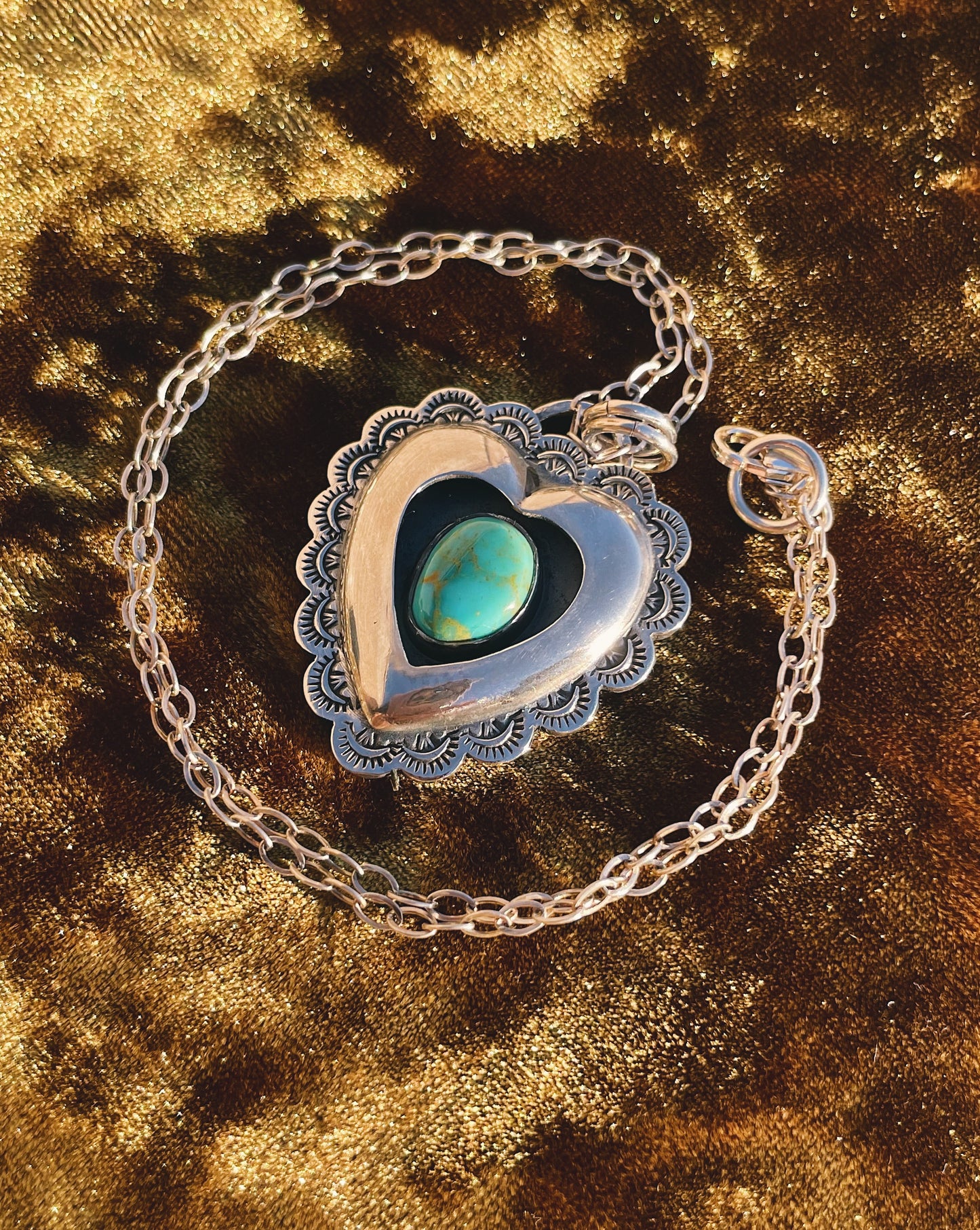 Sterling Silver Heartthrob shadowbox choker