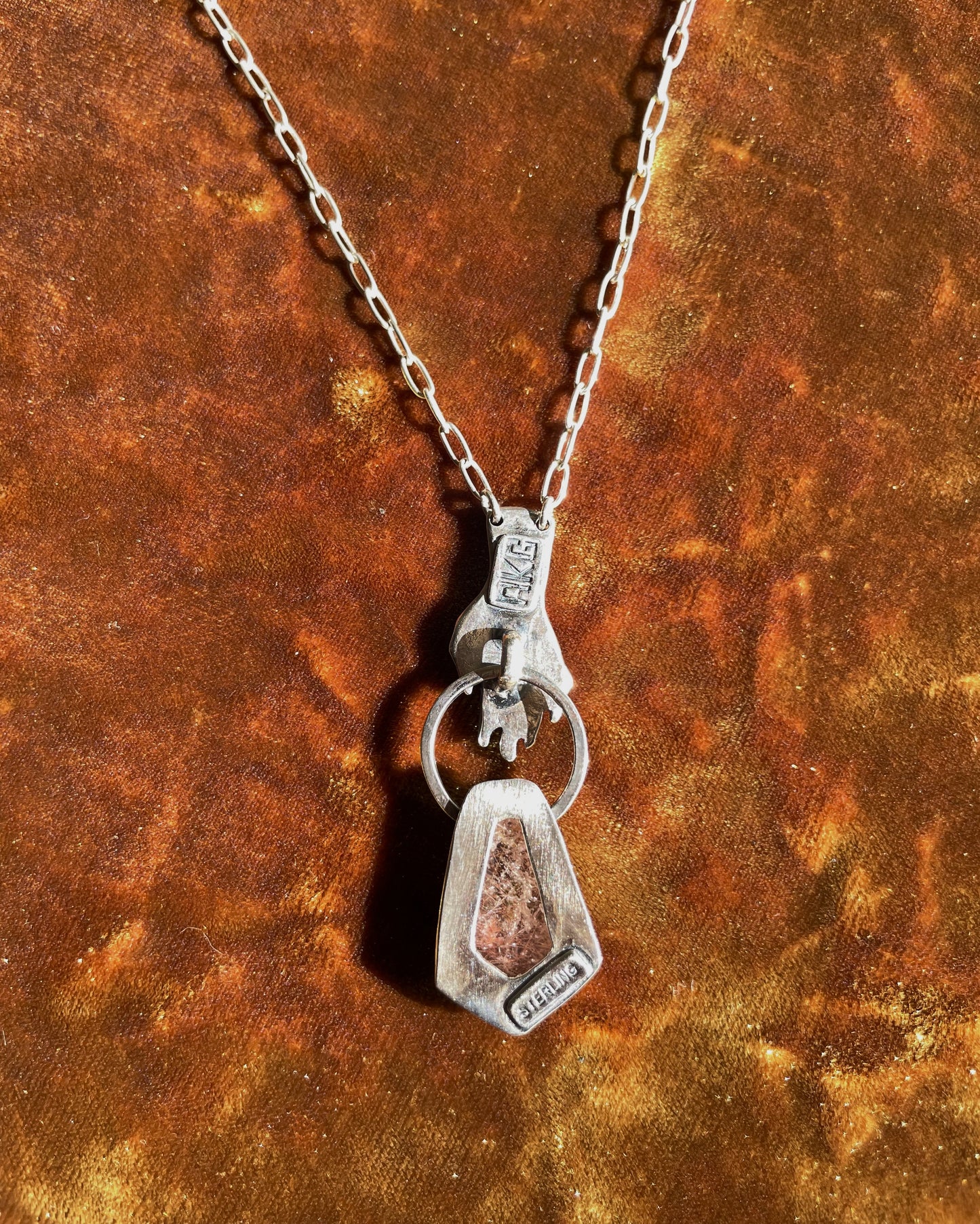 Offering hand Necklace