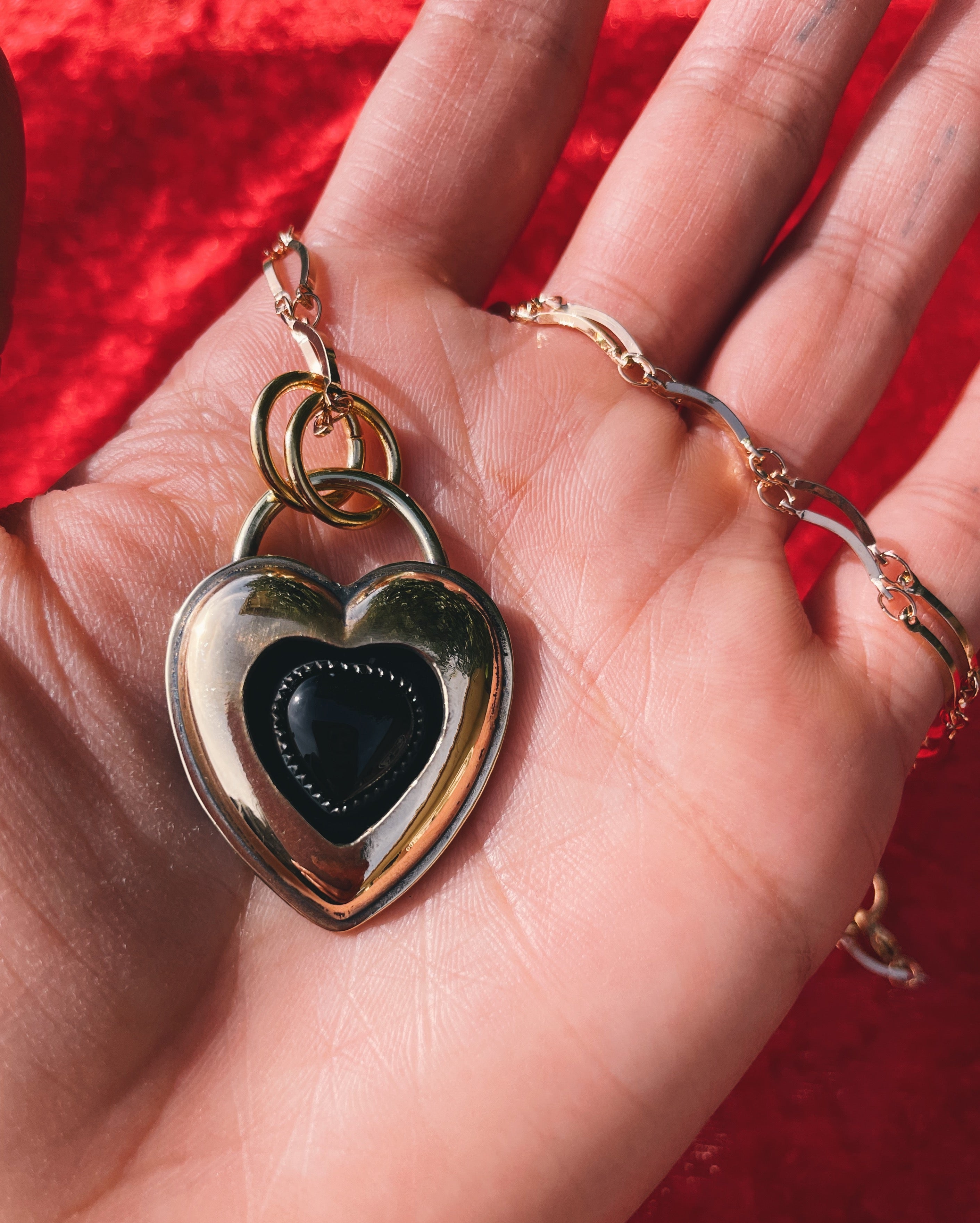 Onyx Brass Heart shadowbox – Roadkill Gems
