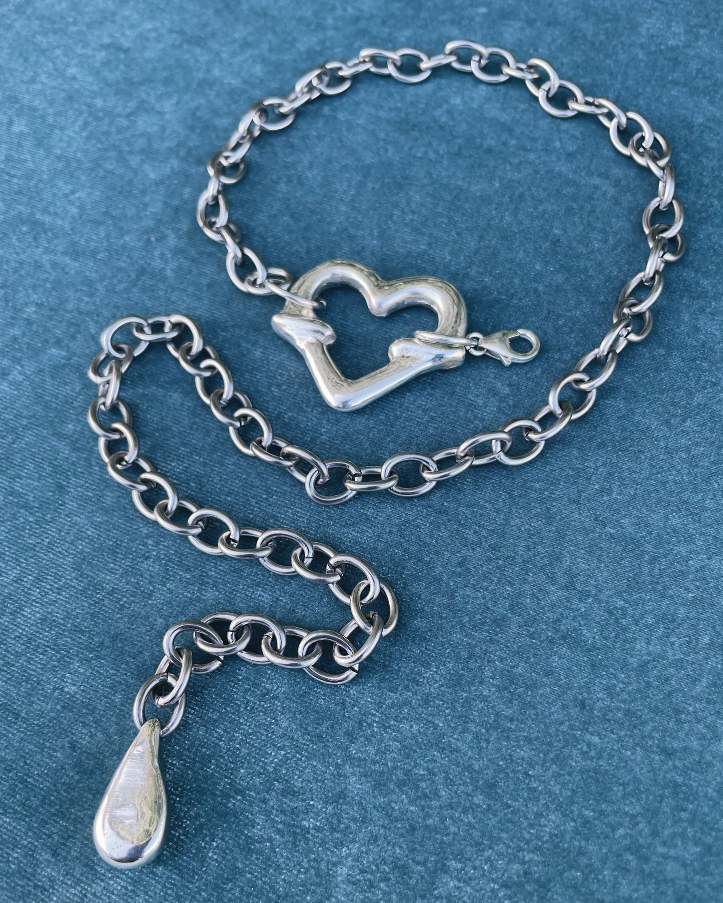 Heartthrob + Tear Drop Lariat Choker