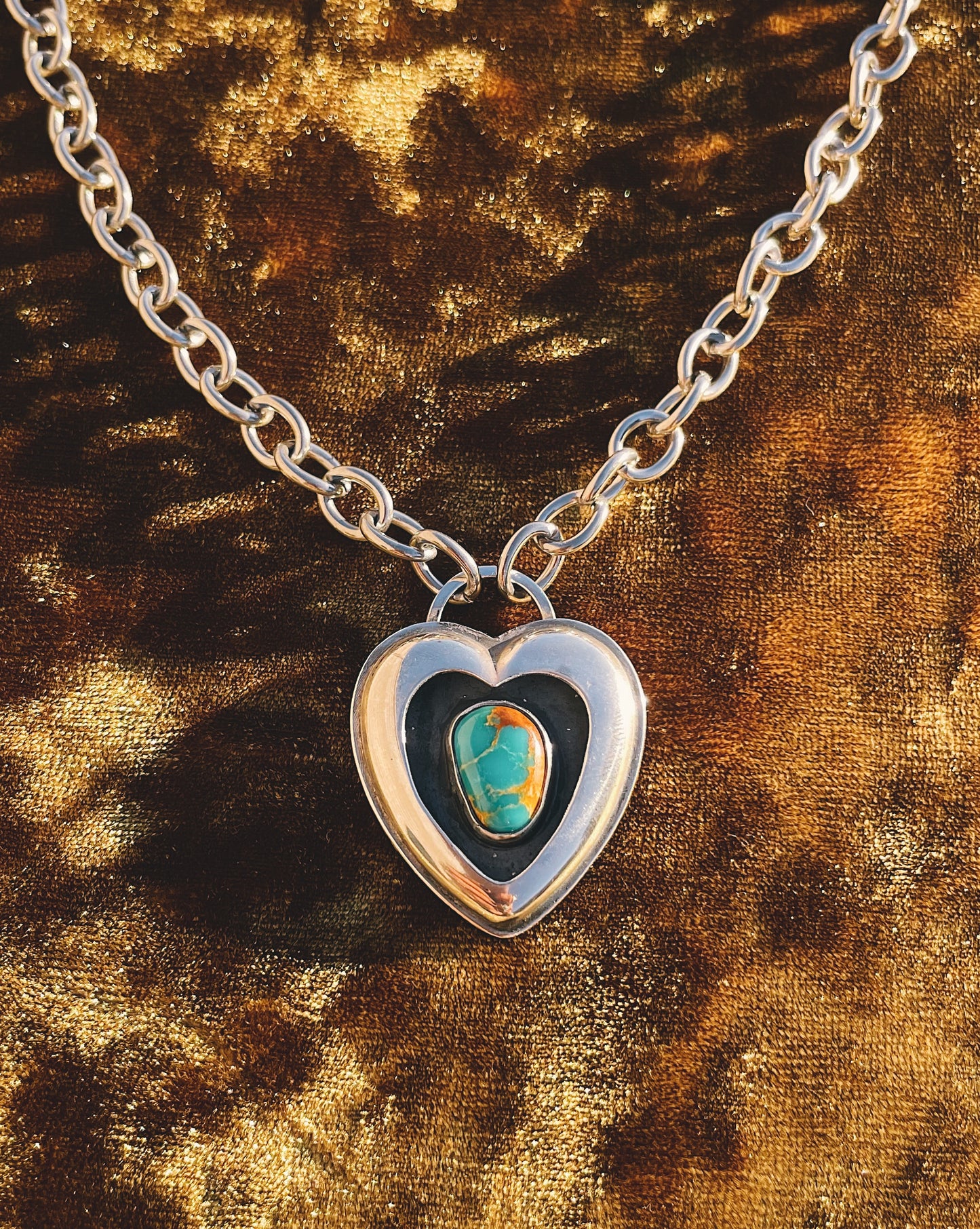 Sterling Silver Heartthrob shadowbox choker